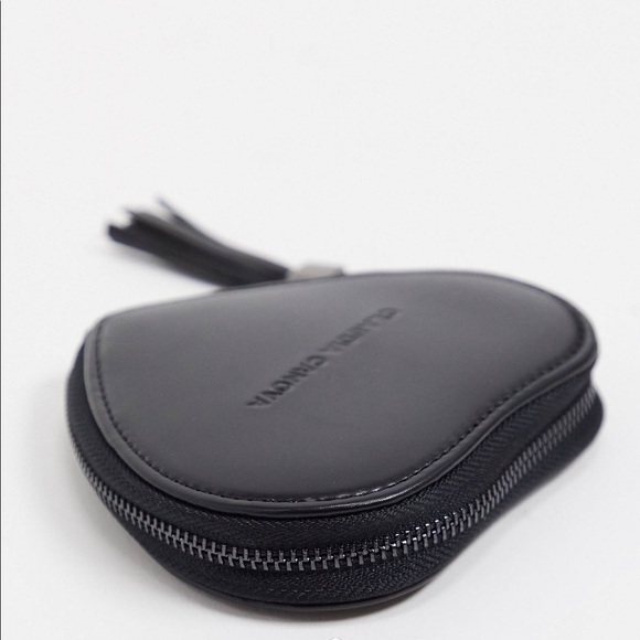 Heart Shaped Coin Purse in Black - Picture 5 of 7